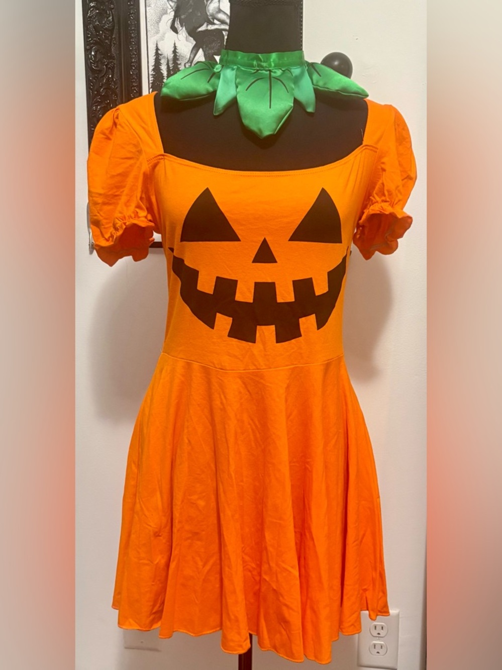 NWT Dolls Kill / Trickz N’ Treatz Happy Pumpkin Mini Dress